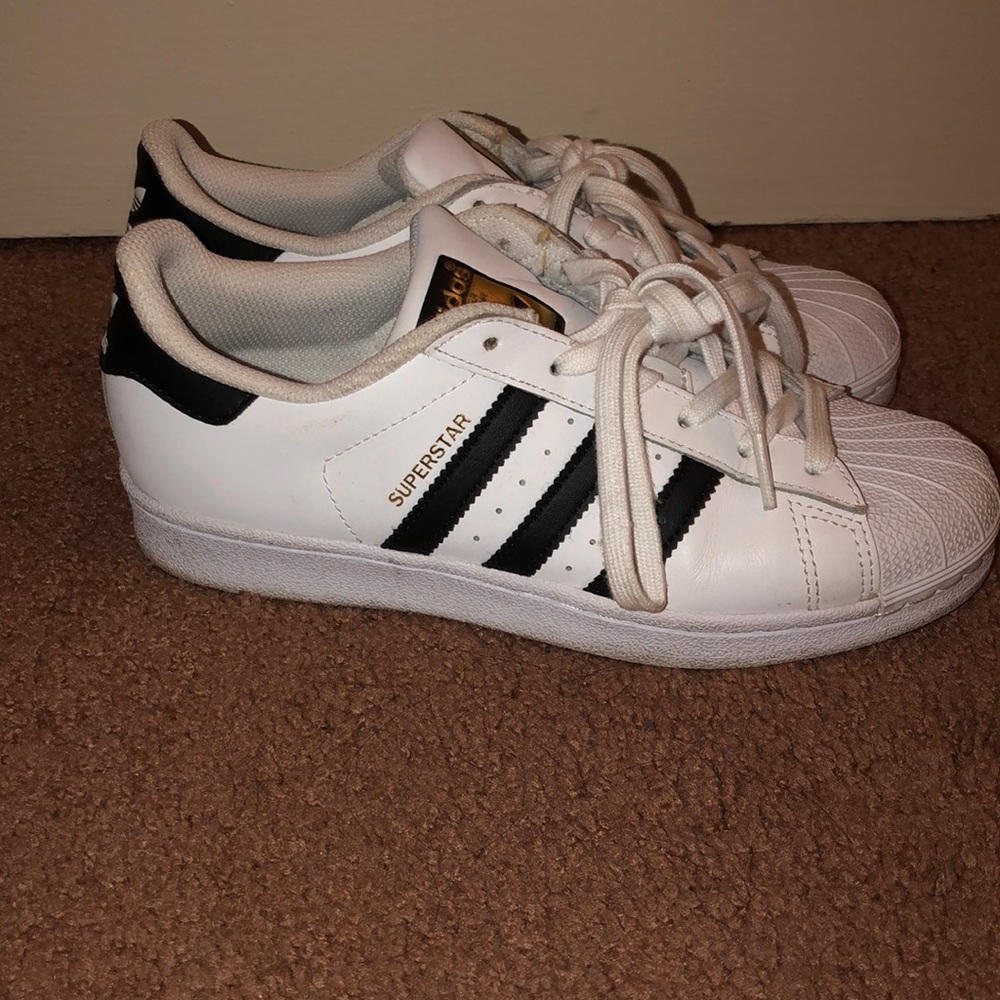 Adidas Superstar Sneakers